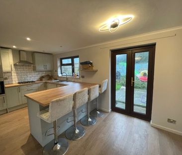 Mount Ambrose, Redruth, TR15 - Photo 5