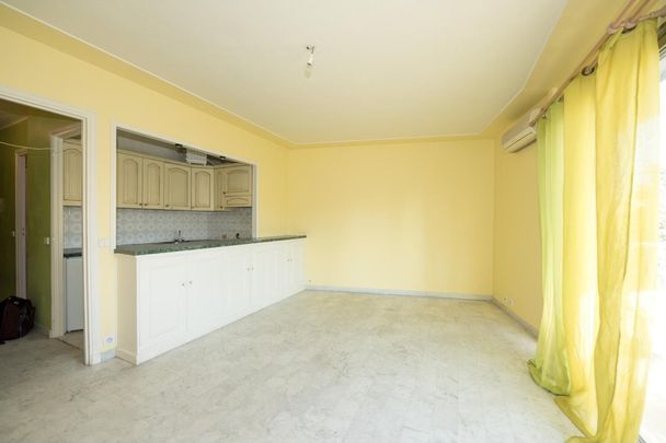 Nice Cimiez studio vide 32 m² - Photo 1