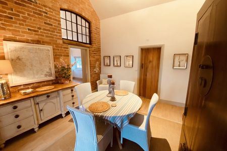 North Lane - Photo 2