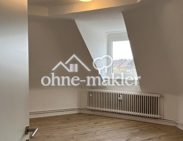 Helle 3-Zimmer-Dachgeschosswohnung – frisch renoviert – sofort frei! - Photo 1