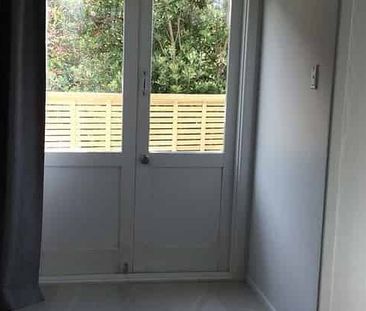 Cosy Kelburn 1BR w/ Deck - Photo 4