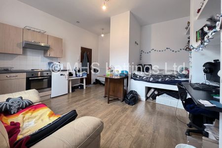 1 Bedroom Bedsit for rent in Midland Road - Photo 5