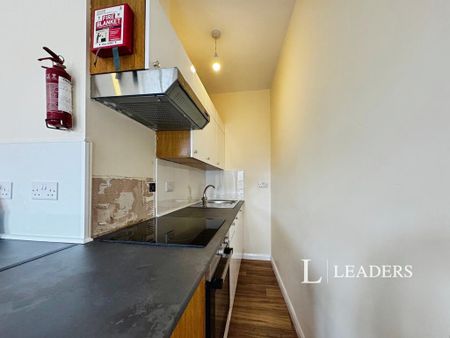 2 bedroom flat to rent - Photo 5