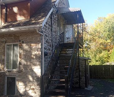 grand 4 1/2, bord de l'eau, à louer à Montréal-nord, Grand balcon a... - Photo 2