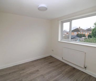 Fleet Road, Farnborough, GU14 - Photo 4