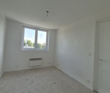 Location Appartement 2 pièces 50m² LILLE 59000 - Photo 4