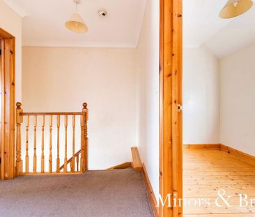 3 bedroom semi-detached house to rent - Photo 3