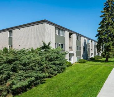 985 Brock Street | 985 Brock Street, Windsor - Photo 1