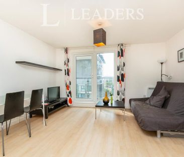 1 bedroom flat to rent - Photo 1