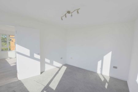 Sunningfields Crescent, NW4, London - Photo 4