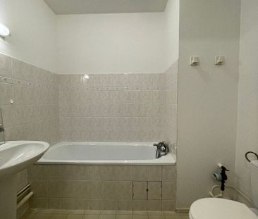 Location Appartement 1 pièce 30m² - Photo 2