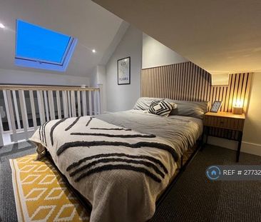 1 bedroom in a house share to rent - Photo 3