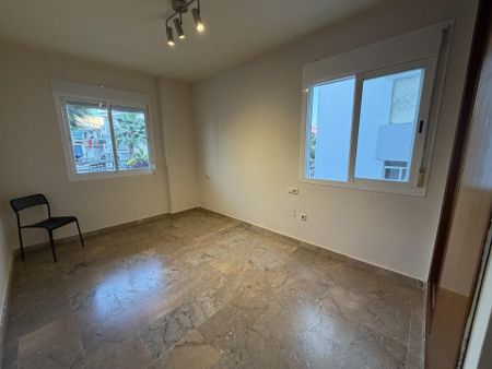 Piso de alquiler en Avenida Palma de Mallorca, 25, El Bajondillo - Photo 5