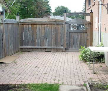 For Lease - 1316 Redbank Crescent, Oakville, Ontario - Photo 5