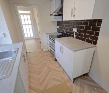 Greenway Road, Widnes, WA8 6HD - Photo 3