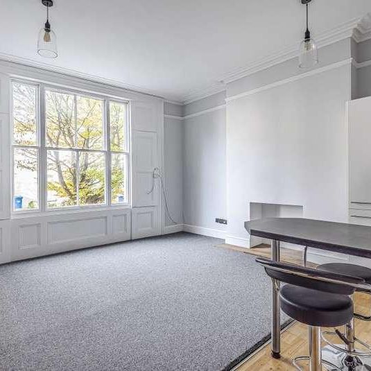 Banbury, Oxfordshire, OX16 - Photo 1