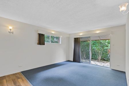 Tidy 2 Bedroom Unit in Nambour CBD - Photo 2