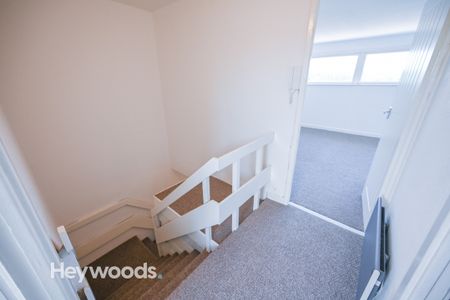 1 bed apartment to rent in 1 Bed, Bridge Court, Stone Road, Stoke-on-Trent, Staffordshire - Photo 5