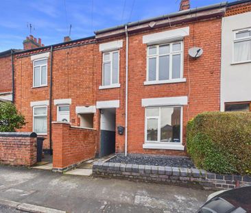 2 bedroom maisonette to rent - Photo 5