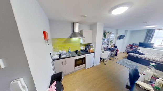 Studio to rent - Photo 1