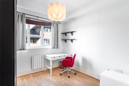 Celandine Drive, London, E8 3XF - Photo 3