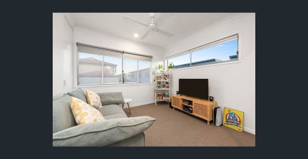 Townhouse in the Heart of Everton Park - Photo 3