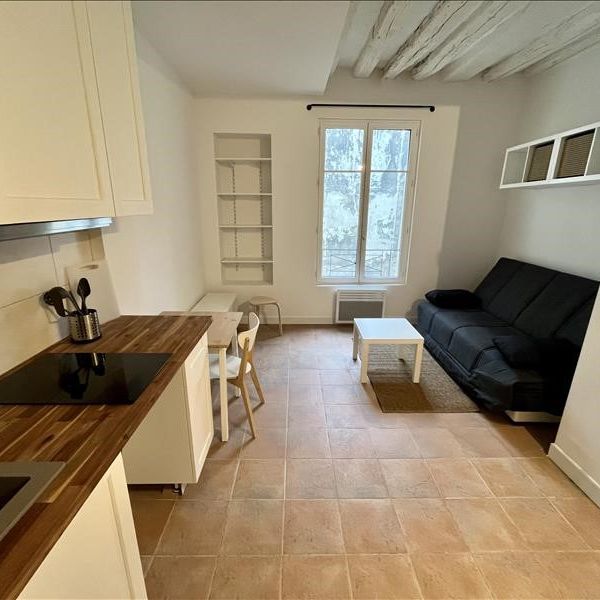 1 pièce - Meublé - 18,84 m² - 2ème étage - Colocation non autorisée - Photo 1