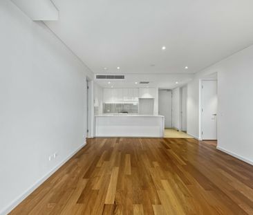 Stylish & Modern 2 Bedroom Apartment! - Photo 1