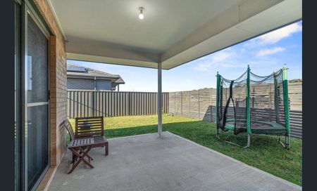 2 Rosemary Street, Fern Bay - Photo 2