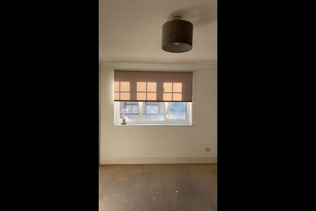 2 Bed Flat, Princes Place, LU2 - Photo 2