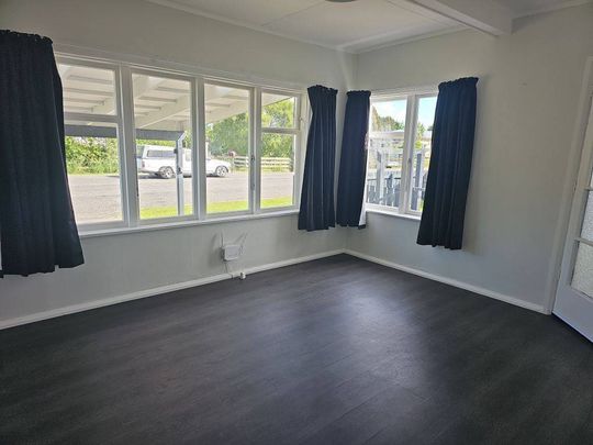 b/88 Victoria Street, Carterton Wellington 5713 - Photo 1