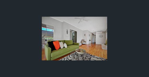 Spacious 5 bedroom home in Great Location! - Photo 1