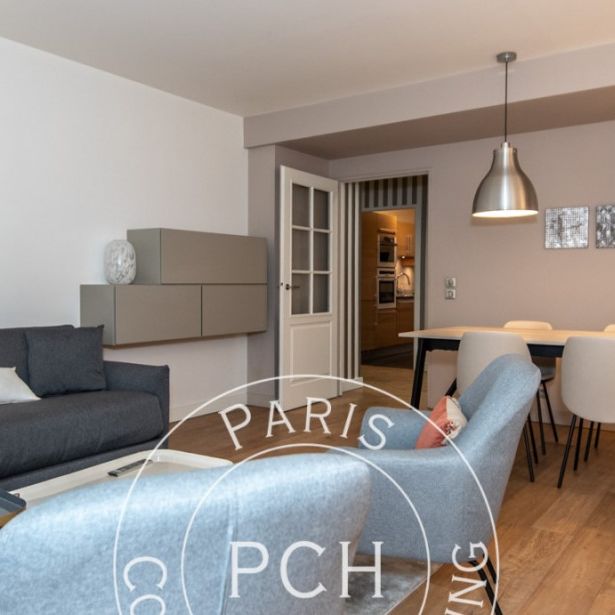 Appartement • Odéon - Photo 1