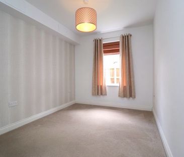 Colin Road, Gloucester - Photo 2