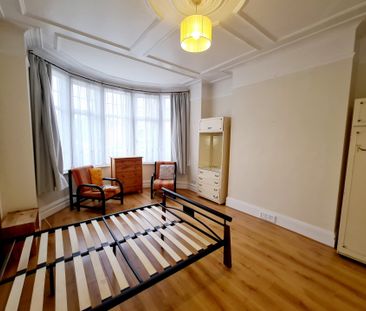 Berkshire Gardens, N13 6AB, Palmers Green - Photo 1