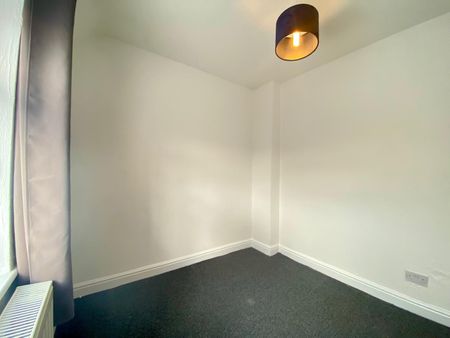 3 Bed Terraced House, Knighton Road, BS10 - Photo 3