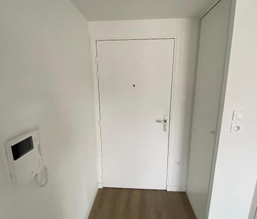 Location Appartement 2 pièces 38m² ST CYR SUR LOIRE 37540 - Photo 1