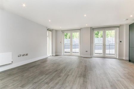 3 bedroom apartment to rent - Photo 5