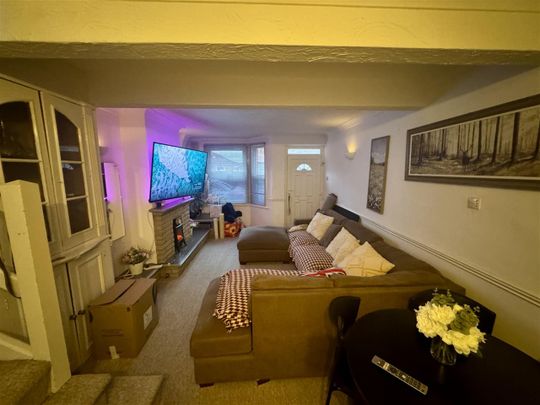 Sandringham Road, Watford - Photo 1