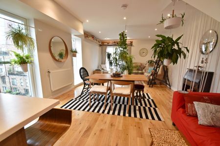 2 Bed Penthouse, Old Mill Street, M4 - Photo 3