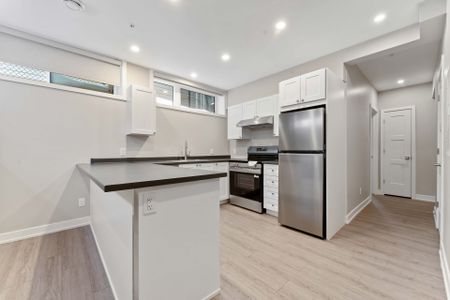 For Lease - 280 Levis Avenue Unit# B, Vanier and Kingsview Park, Ontario - Photo 4