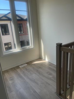 For Lease - 726 Front Royal Street Unit# 9, Mississauga, Ontario - Photo 1