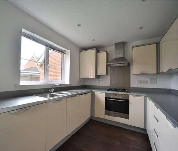 Larch Way, Red Lodge, Suffolk, IP28 - Photo 3