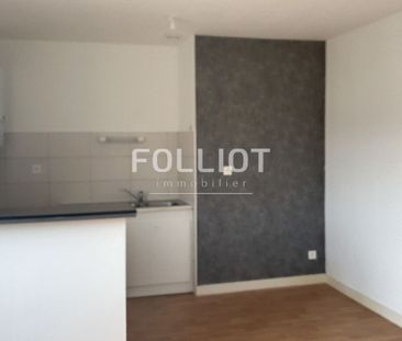 A LOUER - VIRE NORMANDIE - Appartement T3 situ� au 1er �tage - Photo 1