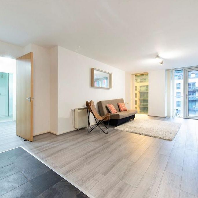 2 bedroom flat to rent - Photo 1