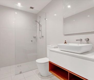 Immaculately maintained apartment with floorboards! - Photo 4