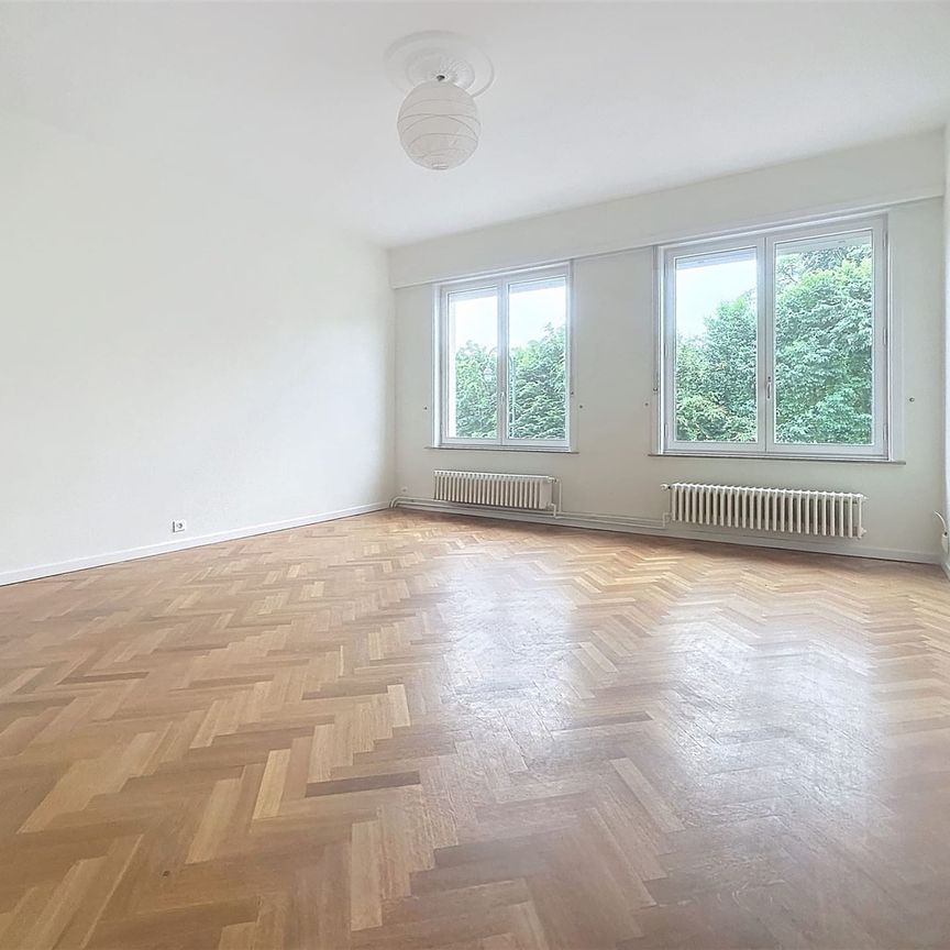 Tout savoir sur cette maison à Bruxelles, à Bruxelles - Photo 1