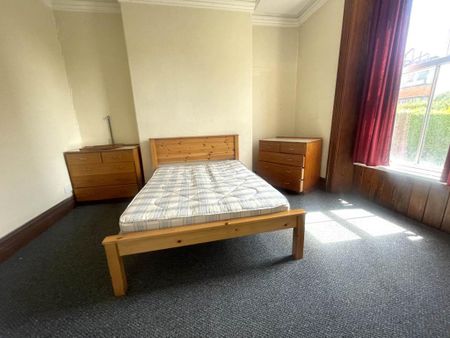 8 bedroom house to rent - Photo 3