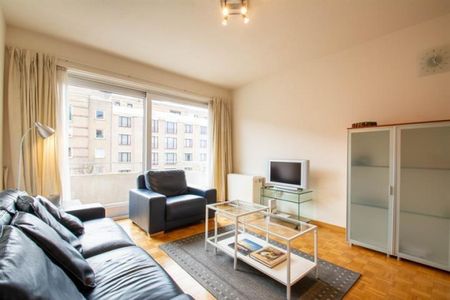 Dans un quartier calme et verdoyant de Stockel, appartement 2 chambres meublé - Photo 4