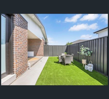 12A Burrough St, Catherine Field, NSW 2557 - Photo 5